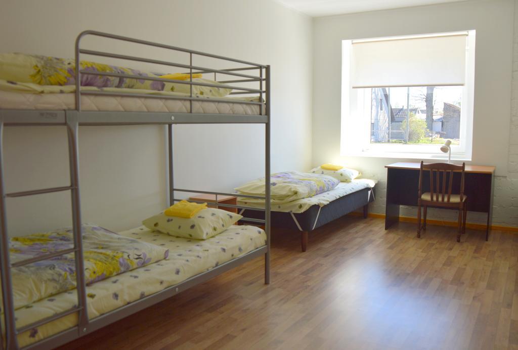 Saare Automatic Hostel Parnu Ngoại thất bức ảnh
